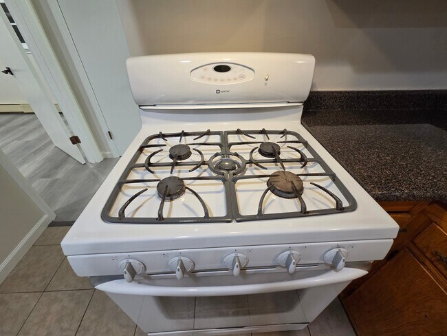 Building Photo - 228 Cleveland Ave