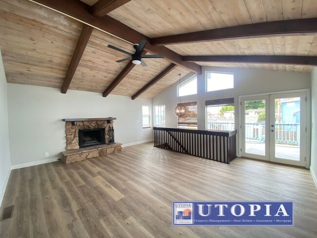 Building Photo - Beautiful and Bright Aptos Home Very Close to Rio Del Mar Beach