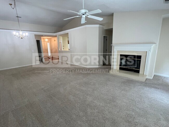 Building Photo - 36 Mansfield Cir