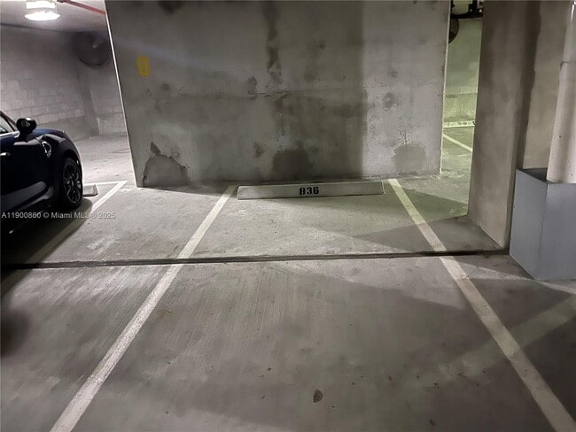 Building Photo - 550 Okeechobee Blvd