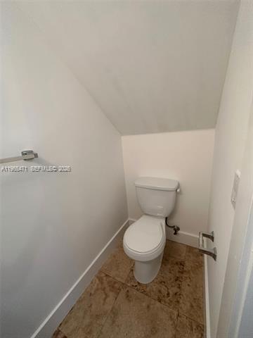 Building Photo - 2772 SW 31st Ct