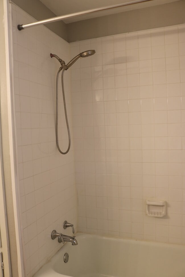 Building Photo - 3908 Bridle Path