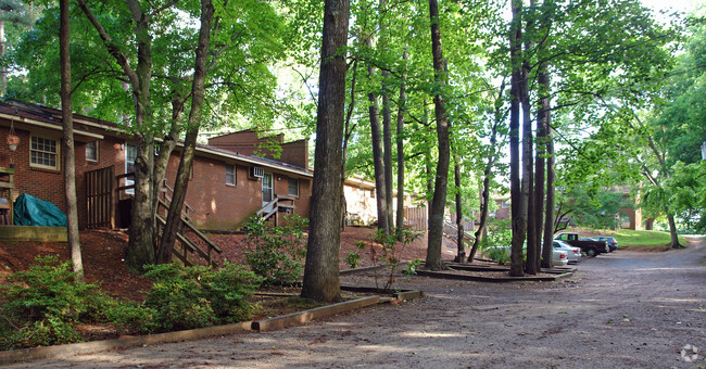 Building Photo - The Gladburn Apartments