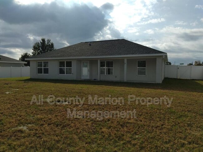 Building Photo - 4704 SW 143rd Loop