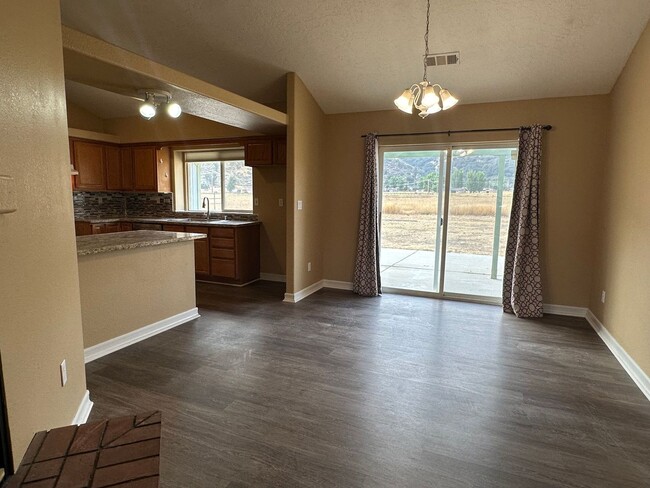 Building Photo - Coming Soon! In Bear Valley Springs! 3+2 p...