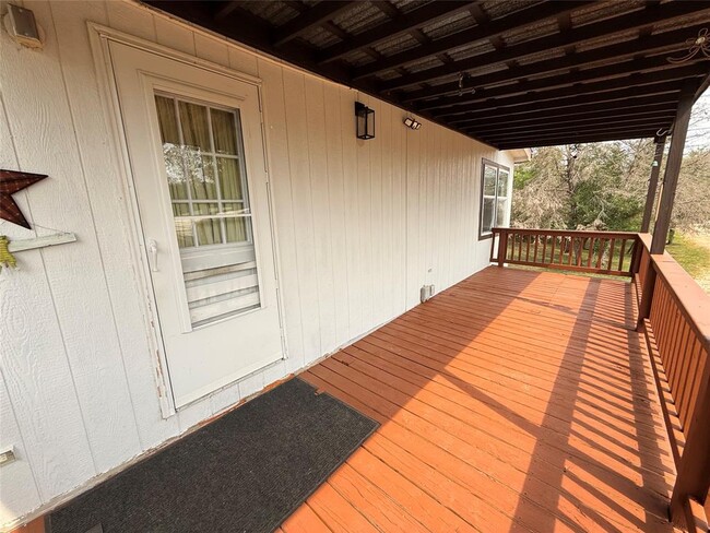 Building Photo - 200 Texas Oak Dr