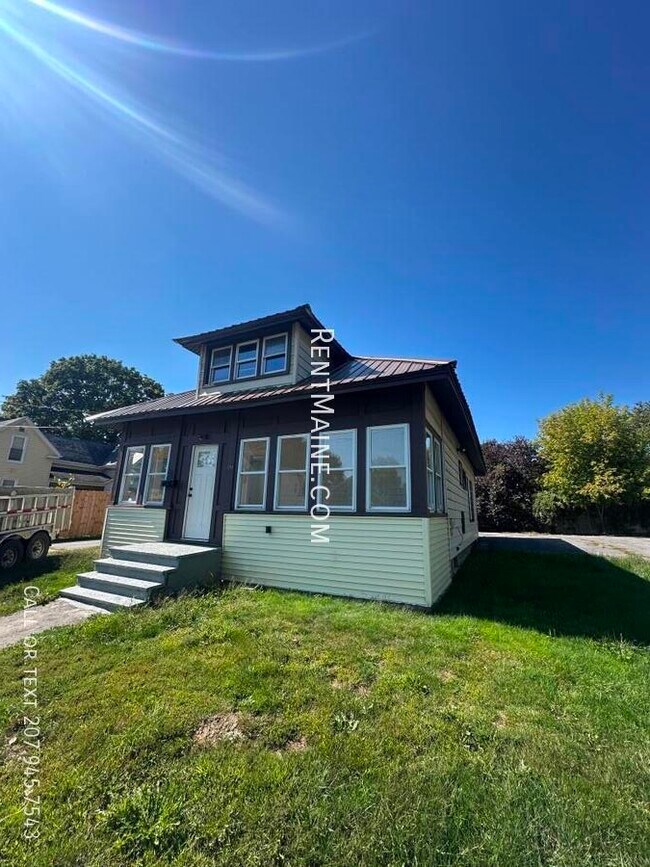 Building Photo - 178 Pearl St