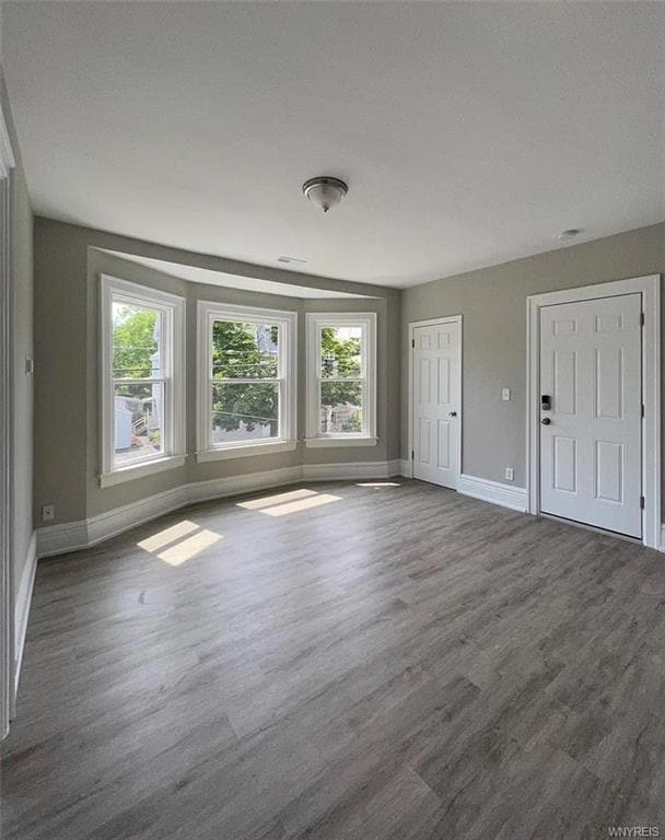 Building Photo - 355 Plymouth Ave