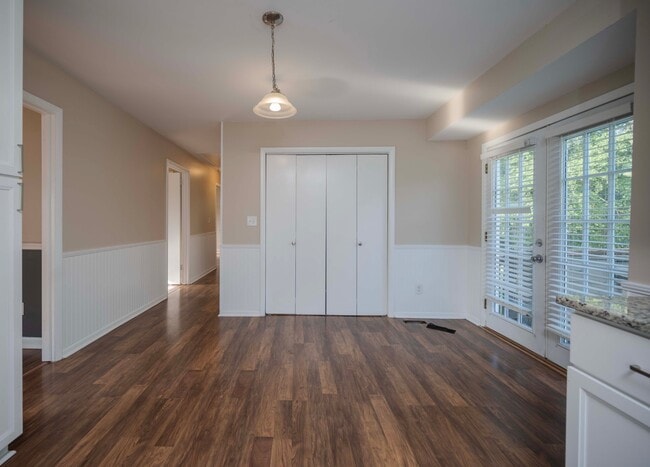 Building Photo - 408 Wheeler Ave