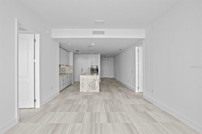 Building Photo - 3015 S Ysabella Ave