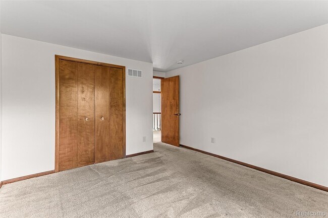 Building Photo - 3312 Palm Aire Ct