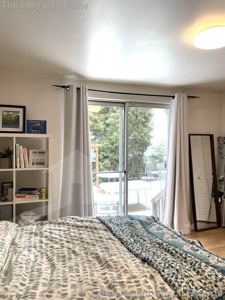 Building Photo - 159 Auburn St