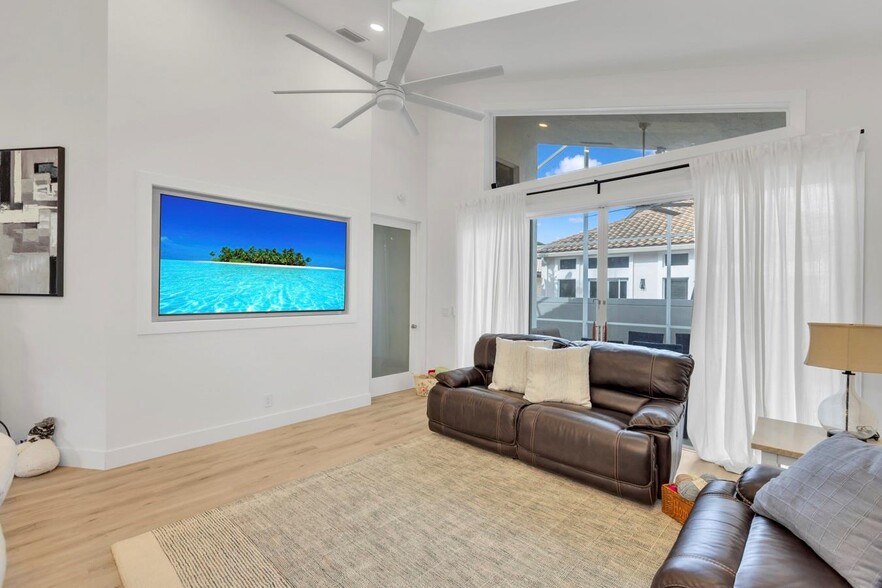 Building Photo - 6391 NW 23rd Ln