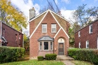 Building Photo - Cozy 3 Bed, 1 Bath Home in Wilkinsburg - AVAILABLE NOW!