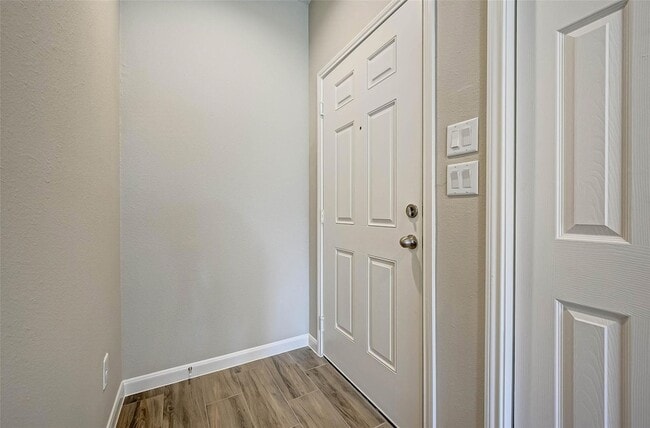 Building Photo - 17135 Wilthorne Colony Ct