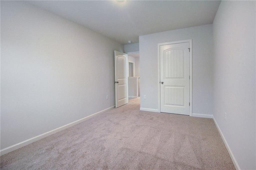 Building Photo - 88 Shadwood Pl
