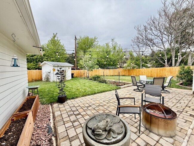 Building Photo - Charming Updated 3-Bedroom Home in Pleasant Valley