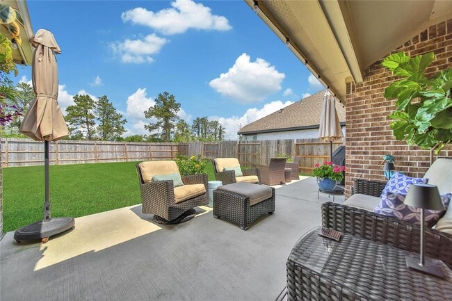 Building Photo - 15415 Surrey Pines Ln