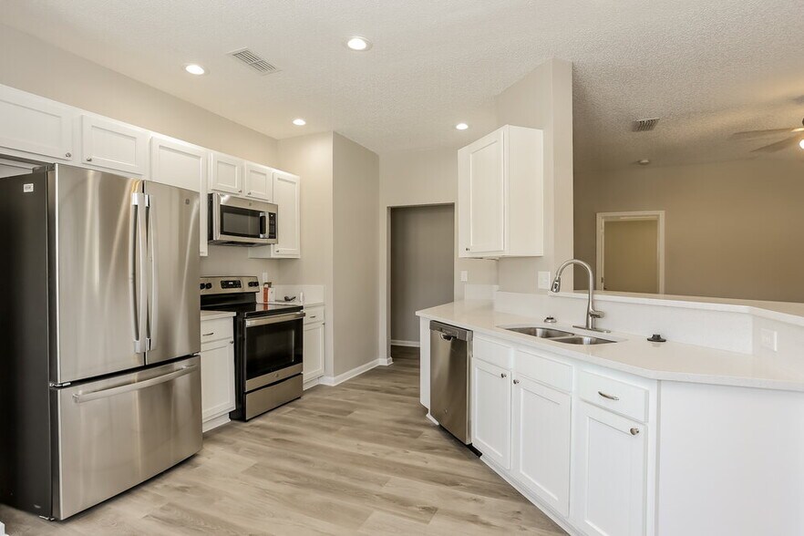 Building Photo - 3272 Net Ct