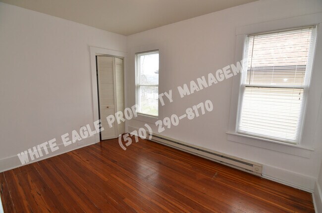 Building Photo - 738 Harrison Ave