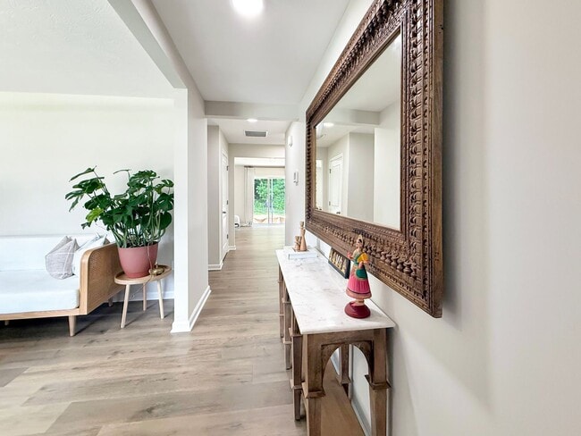 Building Photo - Newer Construction 4 bedroom available for...