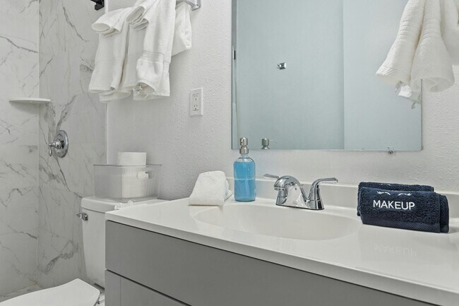 Building Photo - 919 Avenue South Southeast