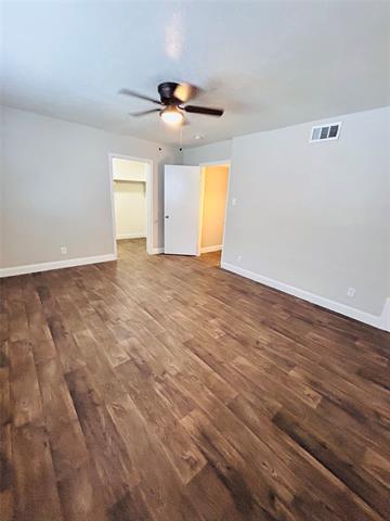 Building Photo - 2211 S Vernon Ave