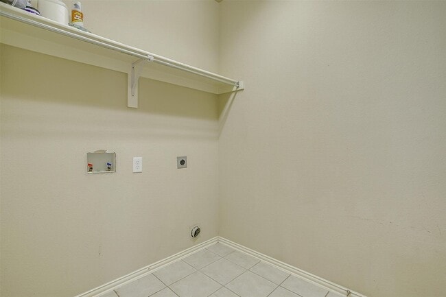 Building Photo - 1721 Castle Creek Dr