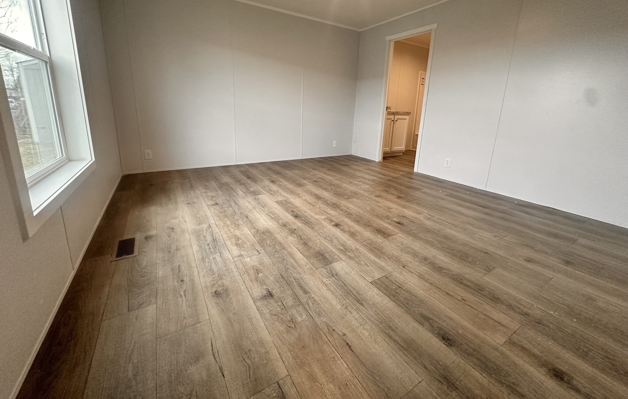 Building Photo - 30 Lapin St