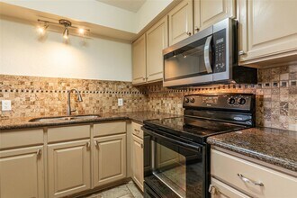 Building Photo - 1456 Silverpines Rd