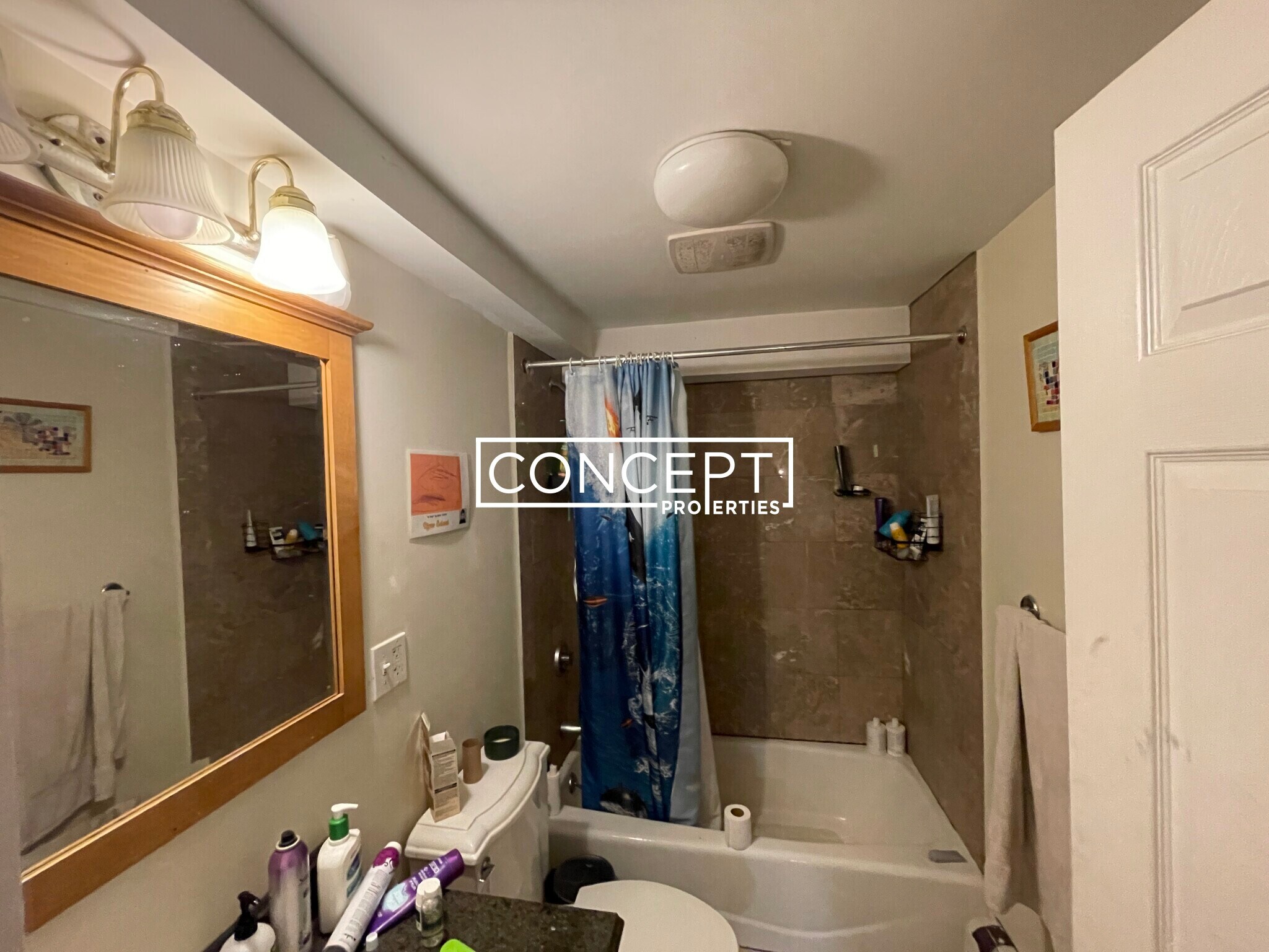 Building Photo - 1426 Commonwealth Ave