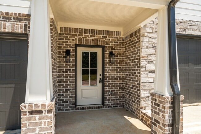 Building Photo - NEW CONSTRUCTION TOWNHOME FOR RENT! 3 BED ...