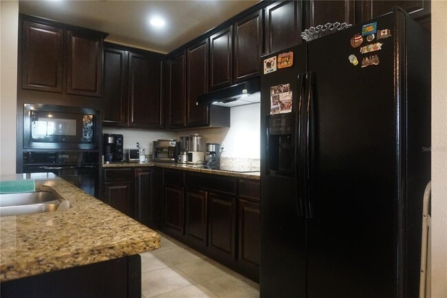 Building Photo - 1061 Suffragette Cir