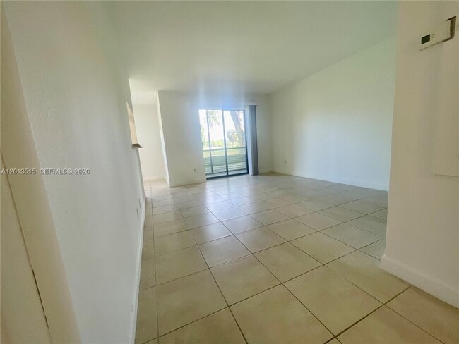 Building Photo - 4044 NW 87th Ave