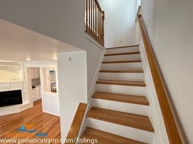 Building Photo - 1618 Bishop Rd