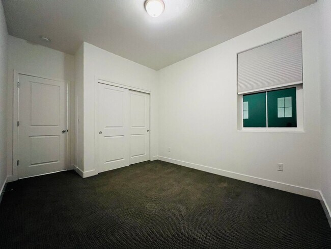 Building Photo - Tesoro Viejo Home- this is home and the community is unlike anything you've experienced before!