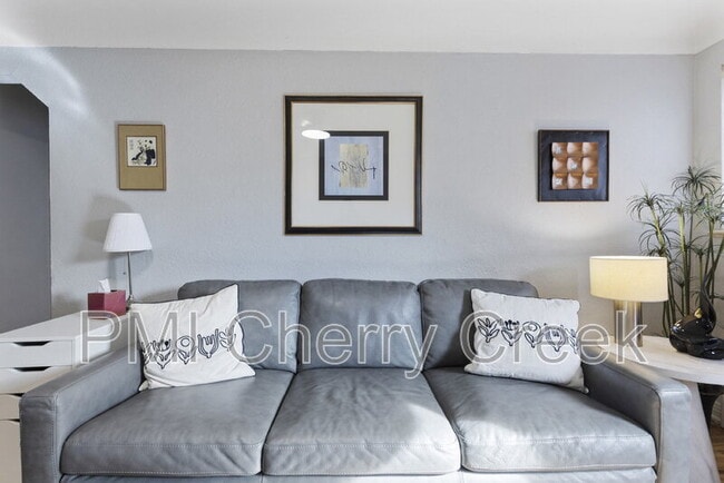 Building Photo - 2250 Quitman St