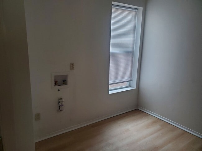 Building Photo - 6040 Ogontz Ave