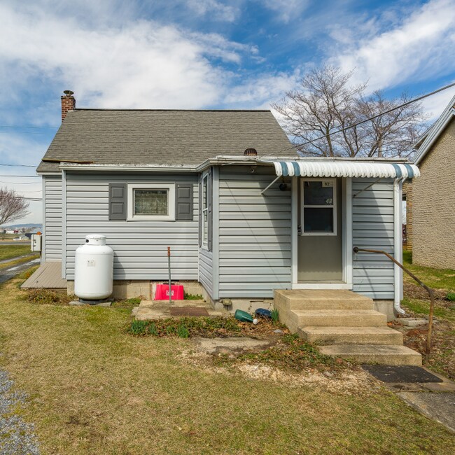 Building Photo - 488 E Main St