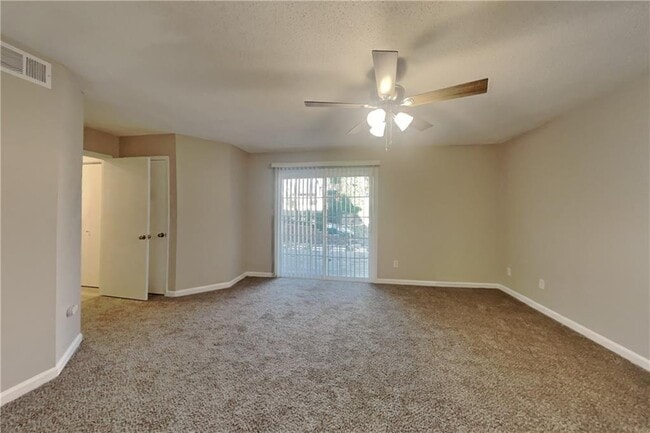 Building Photo - 4901 Duncan Wood Dr