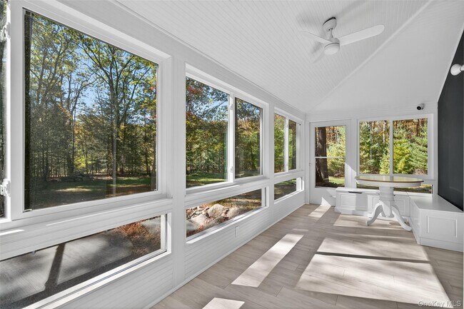 Building Photo - 24 Old Westbrookville Rd