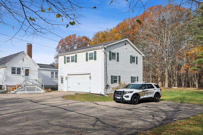 Building Photo - 1087 Littlefield Rd