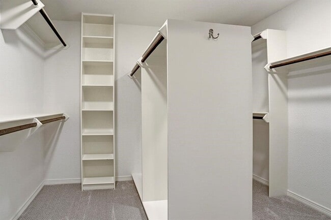 Building Photo - 12625 Memorial Dr