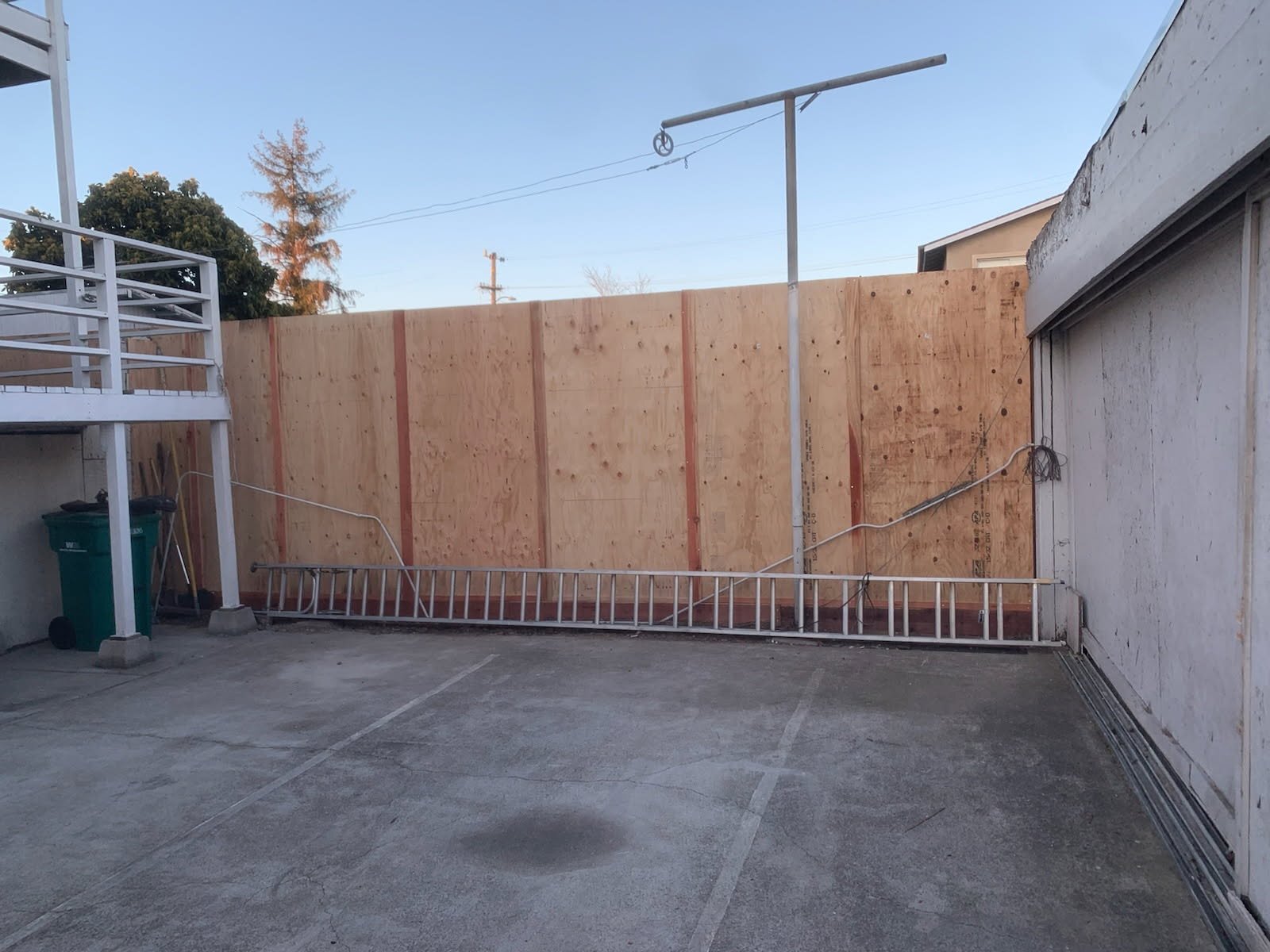 Building Photo - 1428 78th Ave