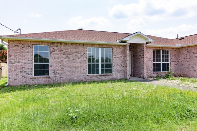 Building Photo - 465 Jillian Dr