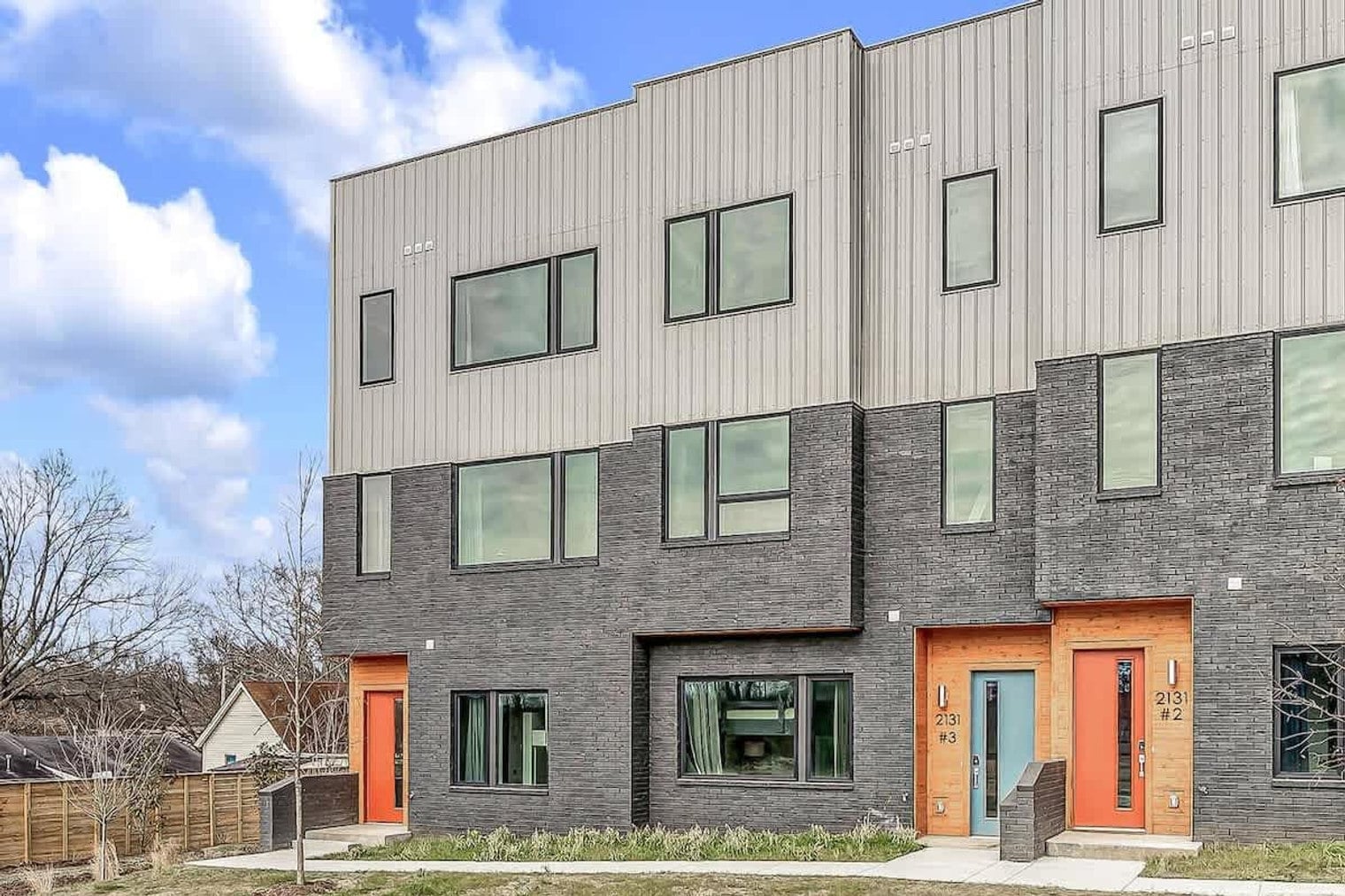 Building Photo - 2133 24th Ave N
