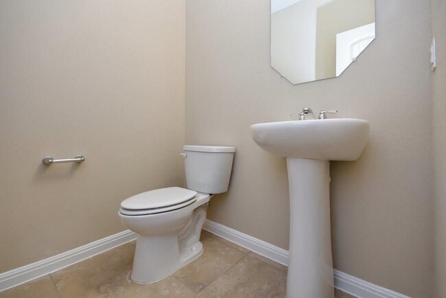 Building Photo - 621 Carly Ann Ln