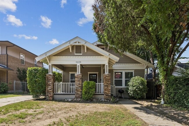 Primary Photo - 5628 Goodwin Ave