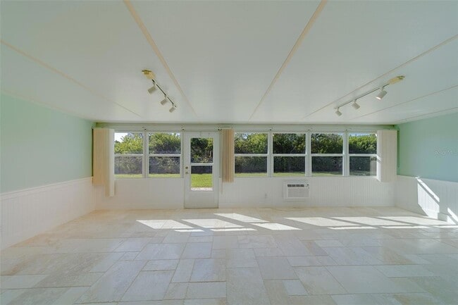 Building Photo - 170 Boca Ciega Point Blvd S