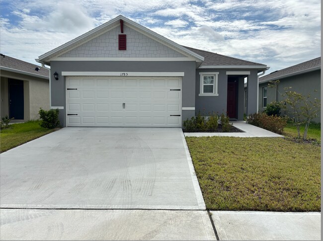 Building Photo - 1785 Southfork Dr